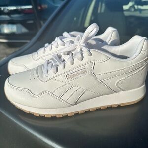 Reebok Women’s White and Tan Sneakers